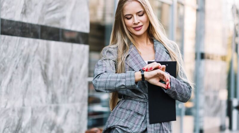 Podnikatelka s hodinkami